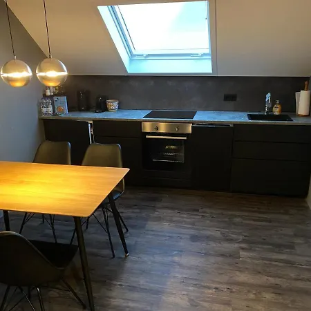 W-8 - Moderne Mit Viel Charme & Spektakulaerem Blick * Sandebeck