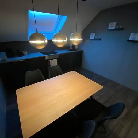 W-8 - Moderne Mit Viel Charme & Spektakulaerem Blick