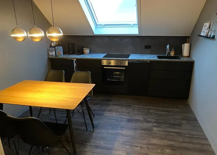 W-8 - Moderne Mit Viel Charme & Spektakulaerem Blick * Sandebeck